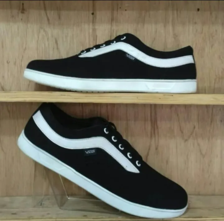 Sepatu vans lxvi outlet original