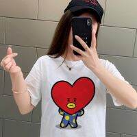 2023 NEWCute Kpop Army Mascot ตัวละคร Unisex เสื้อยืดสีขาว