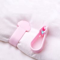 1PC Bed Sheet Clip  Mattress Clothespin Fixing Clip  Invisible Quilt  No Trace  Anti-running Bed Sheet Quilt Holder No Needle Bedding Accessories