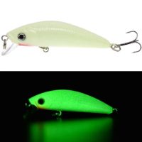 1Pcs 3D Luminous Night Fishing Bait 7cm 8g Bass Minnow Lures With Treble Hooks Artificial Hard Crankbaits Pike Carp Pesca Tackle Lures Baits