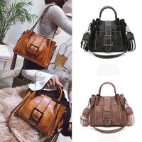 hang qiao shophang qiao shopFashion Leather Large Capacity Retro Buckle Bucket Bag Single Shoulder Bag Women Handbag Tote Bag