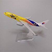 [16CM] โมเดลเครื่องบิน Malaysia Airlines Tiger Airbus A330 Aircraft Model วัสดุทำจากเหล็ก พร้อมฐาน ของเล่น ของสะสม เสริ