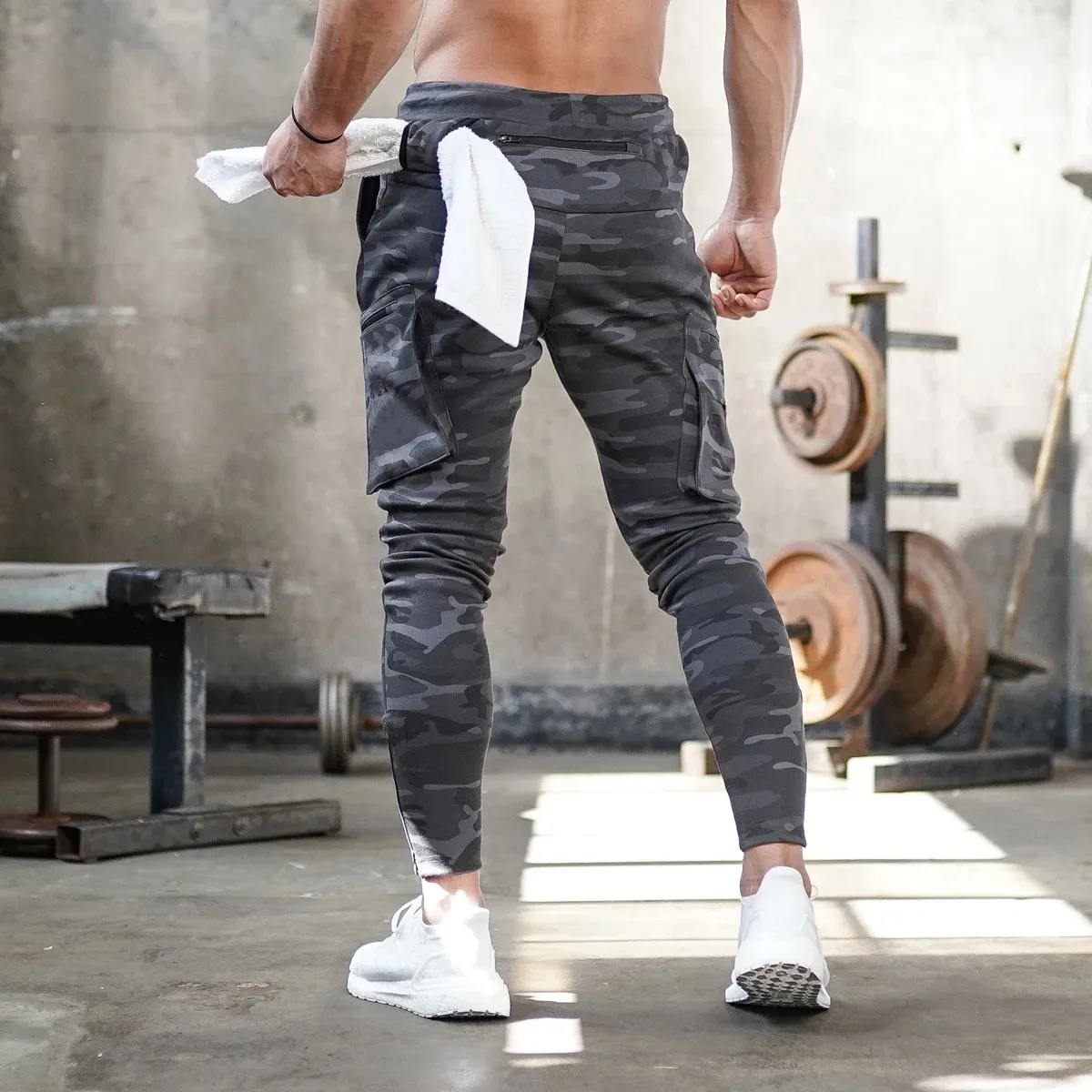 workout cargo pants mens