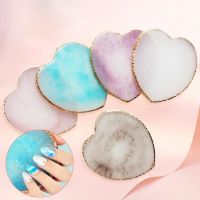 Nail Color Palette Exquisite Heart Shape Plastic Household Gel Polish Pallet Mixing Drawing Paint Plate Pad for Manicure