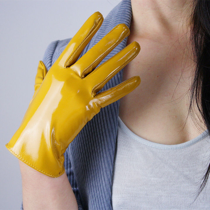 ถุงมือยางยาว-shine-leather-faux-patent-pu-28-70cm-opera-mustard-yellow