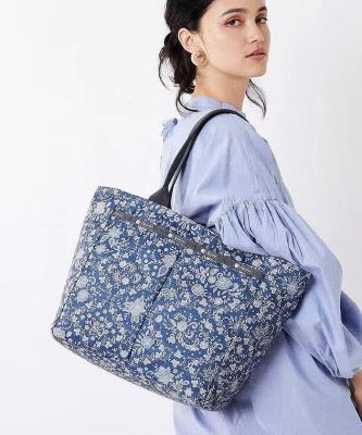 Li Shibao สุภาพสตรีกระเป๋าสะพาย7891ขนาดใหญ่แฟชั่นสบายๆกระเป๋าลูกไม้สีฟ้า