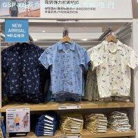 SanDisk UNIQLO เสื้อผ้าเด็กของ U/เด็กชาย/เด็กหญิง2023ฤดูร้อนผ้าฝ้ายพิมพ์458345/458346เสื้อโปโล