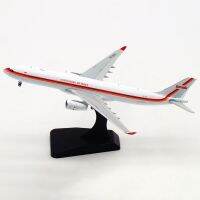 Garuda A330-300เครื่องบินโลหะผสมและพลาสติกโมเดล1:400ของเล่นของขวัญของสะสมหล่อขึ้นรูป