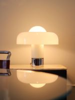 2022 New Simple Modern Bedroom Bedside Table lamp Italian New Popular Designer Nordic Orange Mushroom Decorative Table Lamp