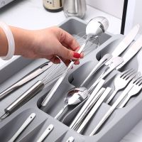 Retractable cutlery storage box lunch spoon organizer spoon storage rack spoon storage rack drawer multi-grid box
