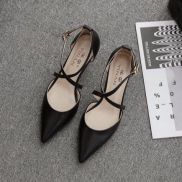 Giày cao gót 5 cm quai chéo hai màu đen và kem mã SHC33