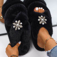 Womens Faux Fur Slides Slippers Luxury Rhinestone Crystal Pearl Decor Fur Sandals Winter Cozy Flip Flops Flats Custom Shoes