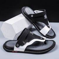 chenying123.my Leather sandals mens 2021 trend flip flops drivin รองเท้าแตะหนังผู้ชาย 2021 รองเท้าแตะคีบยอดนิยมรองเท้าแตะสำหรับขับรถรองเท้าแตะกันลื่นสำหรับผู้ชายรองเท้าชายหาดใช้ได้สองแบบ chenying123.my9.20