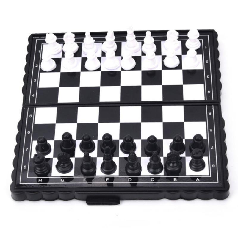 5x5  Mini Chess Folding Magnetic Plastic Chessboard Board Game Portable Kids Toy 