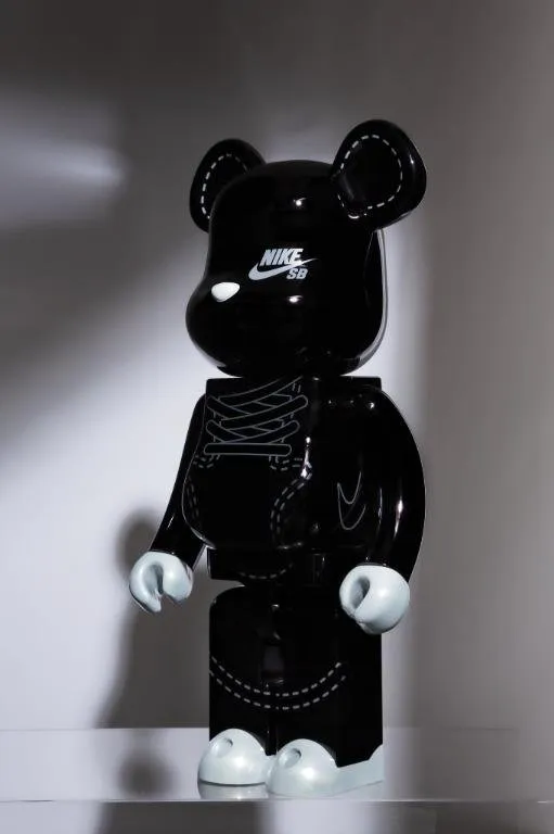 bearbrick nike sb