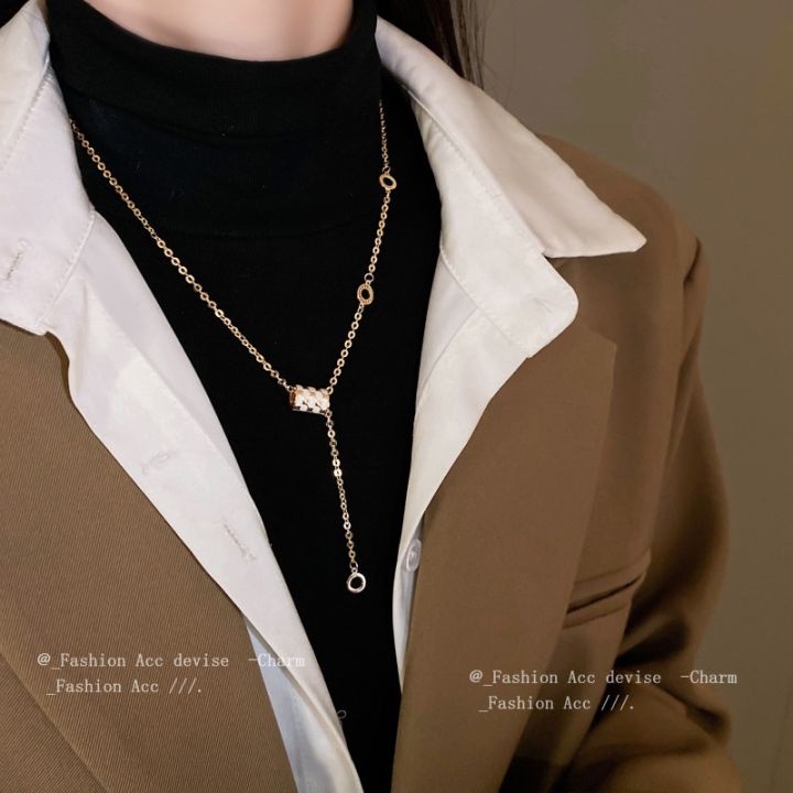 cod-real-gold-electroplating-dripping-oil-square-cylinder-circle-necklace-niche-fashion-temperament-sweater-chain-light-luxury-wholesale-women