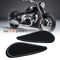 R18 Side fuel tank pad Tank Pads Protector Stickers Decal Gas Knee Grip Sticker For BMW R 18 2020 2021 Motorcycle Accessories