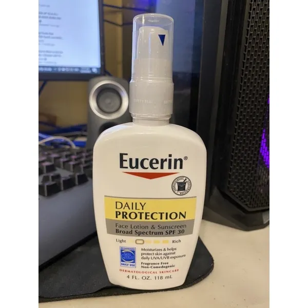 Eucerin Daily Protection Face Lotion And Sunscreen Spf 30 Lazada Ph 