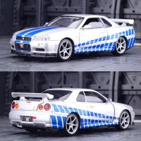 1:32 Nissan Skyline Ares GTR R34 R35โลหะ Diecasts ยานพาหนะรถรุ่นเสียงแฟลชจำลองดึงกลับรถคอลเลกชัน Ks ของเล่น