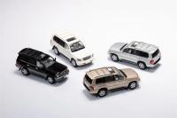 GCD 1:64 Lexus LX470 CUGNUS คอลเลกชันโมเดลรถยนต์หล่อตายขนาดเล็กในสต็อก