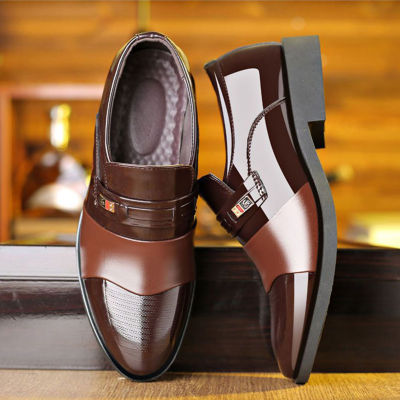 รองเท้าผ้าใบสีทึบกันลื่นสำหรับนักธุรกิจชายรองเท้าเดินแบบแบนเหมาะสำหรับใส่เดินช้อปปิ้ง