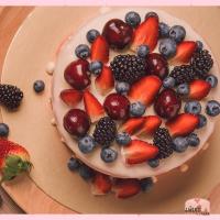 ? VERY BERRY CAKE เนื้อเค้กรส Red Velvet ปาดด้วย Vanilla Butter Cream สั่งล่วงหน้า2-3วัน ส่งLalamove เค้กวันเกิด เค้ก