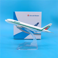 A16CM 1:400 Scale เครื่องบิน Air Alitalia Boeing B777เครื่องบินเครื่องบินรุ่น Diecast เครื่องบินของเล่นของขวัญ Airliner รุ่นเด็ก GiftM