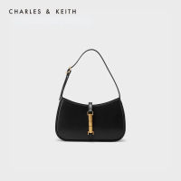 【ซื้อ 2 แถม 1】CHARLES_KEITH/CK2-20151158Interstellar Fantasy Series กระเป๋าสะพายโลหะแฟชั่น Casual Underarm Bag สุภาพสตรีกระเป๋าสะพายทรงกระบอก