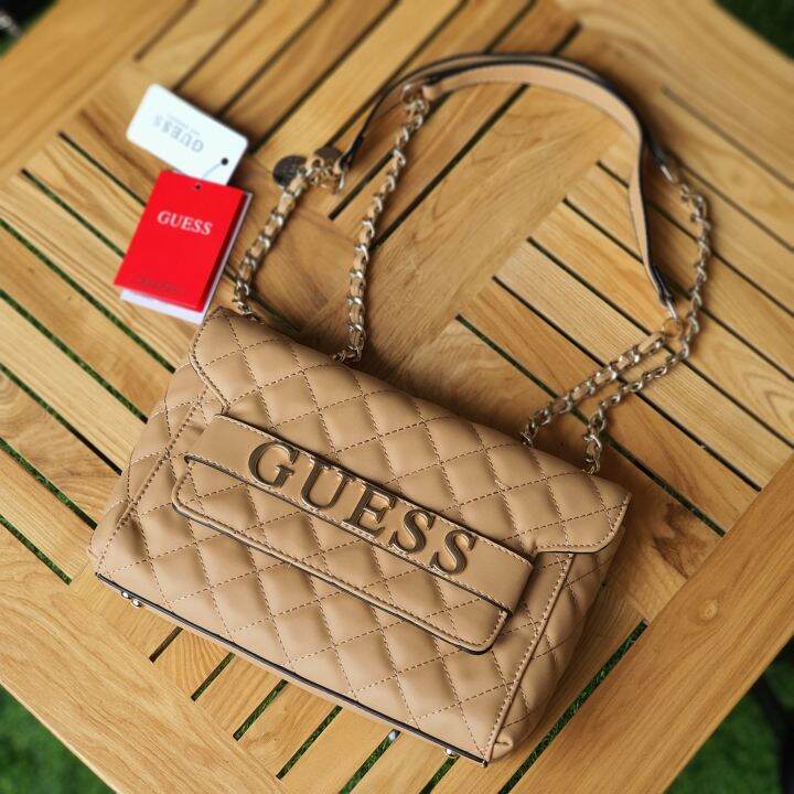 CODOriginal Guess Illy Convertible Quilted Leather Chain Strap