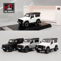 จอแอลซีดี1:64สีขาว Defender Short Axis 90แบบจำลองรถจากโลหะอัลลอยด์เครื่องประดับรุ่นที่มีโช้คอัพลื่นไถล