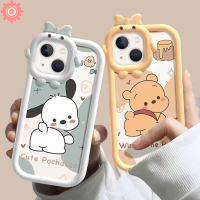 เคสโทรศัพท์ Pochacco น่ารักใช้ได้กับ IPhone 7 8 14 Plus 11 13 12 14 Pro Max XR 6 6S X XS MAX SE 2020วินนี่ช้อนส้อมมีดหมีพูห์การ์ตูน3D โบว์ฝาหลังนิ่มสำหรับเลนส์มอนสเตอร์ตัวน้อย