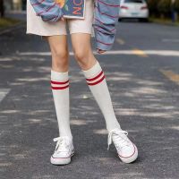 【LZ】▤◎♀  Estilo japonês coreano algodão bezerro meias Meias esportivas estudantis JK Stripe estilo universitário menina pilha meias meias de beisebol