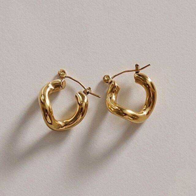 chic-appeal-sculpture-hoop-earring-size-2cm