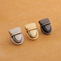 YOMDID 10pcs Metal Latch Buckles Clip Clasp Handcraft DIY Bags Vintage Wooden Box Cabinet Lock Hasps Decoration Accessories