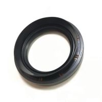 Car Accessories MR350883 95HAS-55801118C BH1100E Rear differential oil seal for MITSUBISHI PAJERO III 4M41 6G75