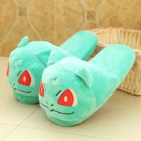 Spot Cartoon Pokémon Pikachu Plush Cotton Shoes รองเท้าแตะกำมะหยี่อ่อนเย็บรองเท้าแม่ลูกรองเท้าแตะขนคู่