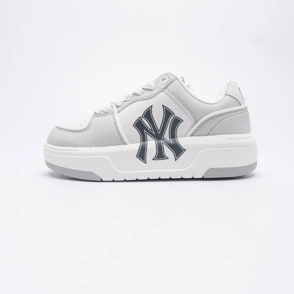 MLB, Shoes, Mlb Ny New York Yankees Sz 65 Bigball Chunky Tennis Shoes  Sneakers White