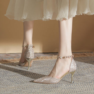 รองเท้าสาวเดี่ยวกลวงโซ่เลื่อมคำกับรองเท้าส้นสูงฝรั่งเศสส้นเท้าบาง8ซม. ฤดูใบไม้ผลิและฤดูใบไม้ร่วง