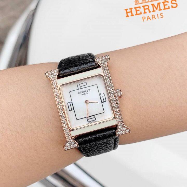 นาฬิกาข้อมือ-hermes-นาฬิกาสายหนัง-ขนาดหน้าปัด-26-mmสินค้ามีถ่าน-ผ้าเช็ค-ถุงผ้าแถมให้นะคะ