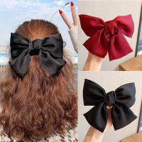 Women Korean INS Style Big Bow Knotted Hair Clip / Girls Vintage Large Butterfly Bow Hairpin / Ladies Bowknot Simple Hair Pins / Kids BB Barrettes / Bow Hairgrips / Girls Ponytail Holder / Elegant Hair Accessories / Popular Hair Claw Headwear