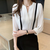 【On Clearance】เสื้อผ้าแฟชั่นผู้หญิง Loose three-quarter sleeves White shirt V-neck blouse Striped shirt Chiffon blouse Korean blouse Girls clothing Girls shirts