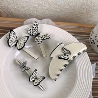 Luxury Clip Niche Design Cream Hair Clip Hair Clip French Hair Clip Retro Hair Clip Three-Dimensional Hair Clip