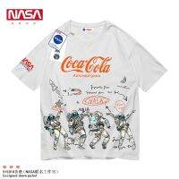 2023 NEWnasa Coca-Cola Co-nded รุ่นเสื้อยืดแขนสั้นชายคู่นักบินอวกาศ Graffiti Body เสื้อ