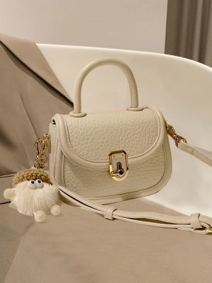 ▫△ Nanfeng Chio2nd white moonlight saddle bag womens summer 2023 new high-grade textured handbag Messenger small bag