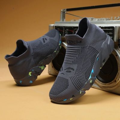 2023 New Women and Men Sneakers Women Tennis Shoes Breathable Mesh Female Sock Footwear Outdoor Sports Shoes Casual Couples Shoe