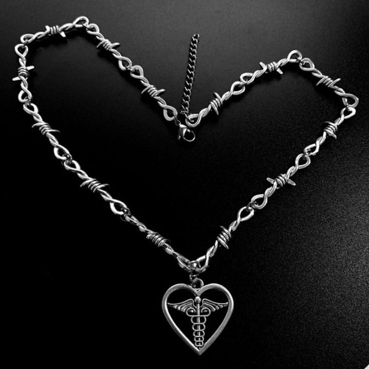 {Preflow ornament} Goth thorns heart wing necklace for teenage girls ...