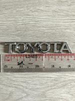 โลโก้ TOYOTA ขนาด 2x11 cm. ราคาต่อชิ้น