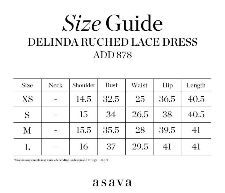 asava-ss23-delinda-ruched-lace-dress-เดรสผู้หญิง-ผ้าลูกไม้-แขนเครปคลุมไหล่-แต่งรูดด้านหน้า-แต่งกระดุมหลัง-ซิปหลัง