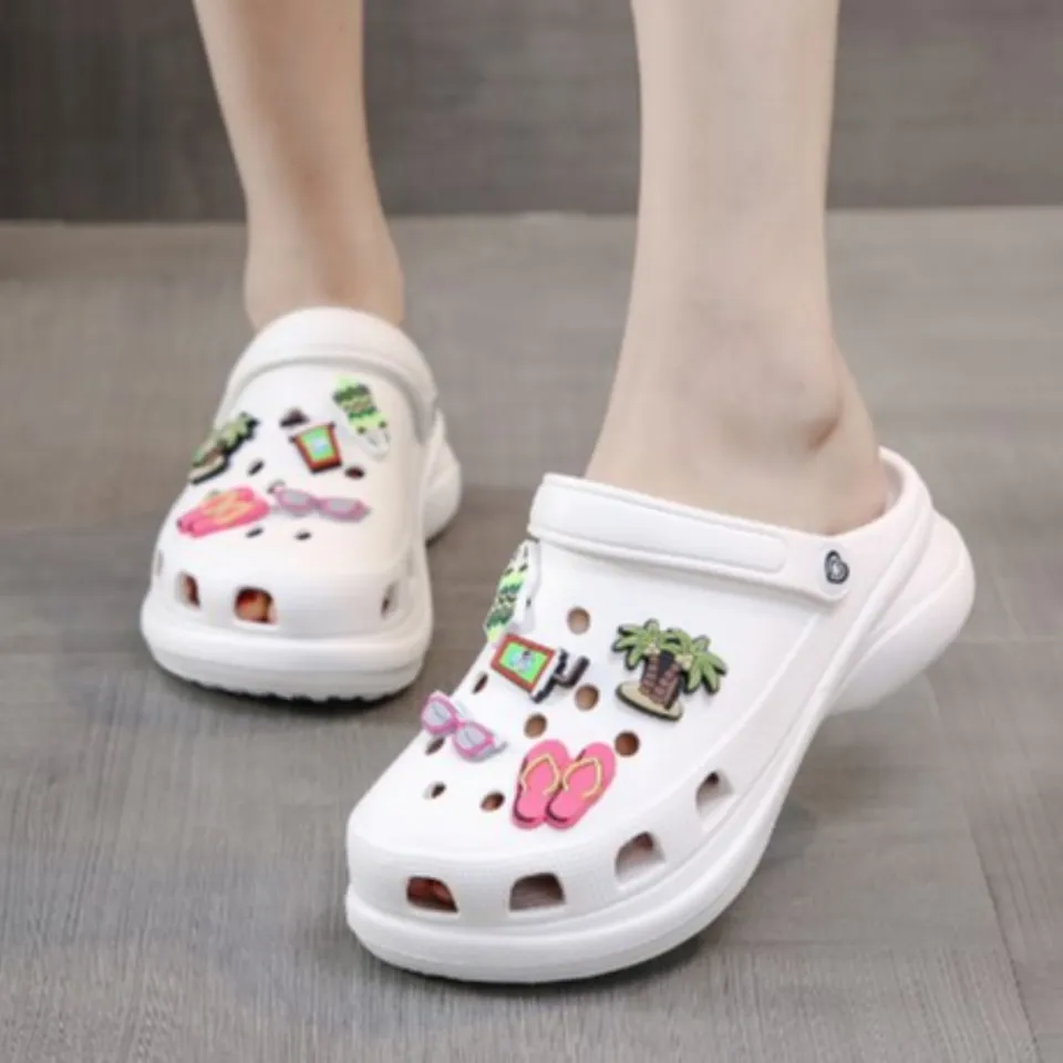 Crocs Thick bottom high-quality women's shoes summer couple sandals beach  shoes FREE JIBBITZ