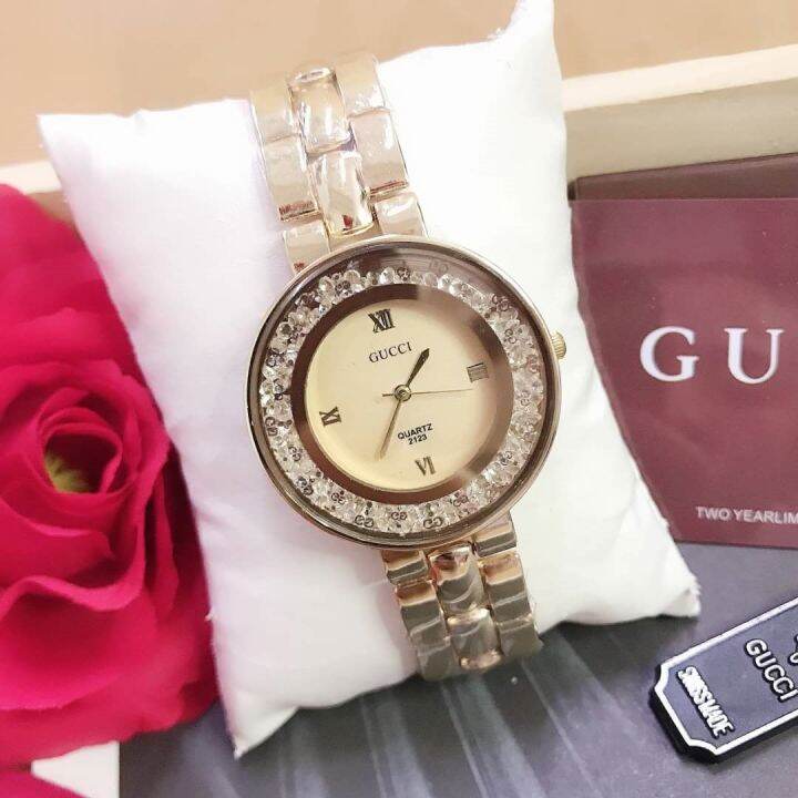 นาฬิกาข้อมือgucci-นาฬิกาสายเลส-ขนาดหน้าปัด-32-mm-สินค้ามีถ่าน-ผ้าเช็ค-ถุงผ้าแถมให้นะคะ